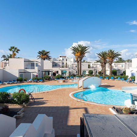 Homeforguest Apartamento Con Terraza Y Piscina En 科拉雷侯 外观 照片