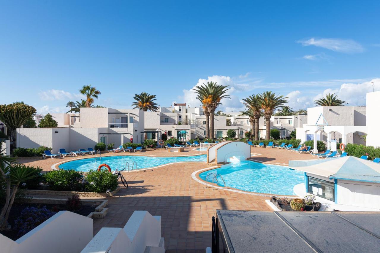 Homeforguest Apartamento Con Terraza Y Piscina En 科拉雷侯 外观 照片