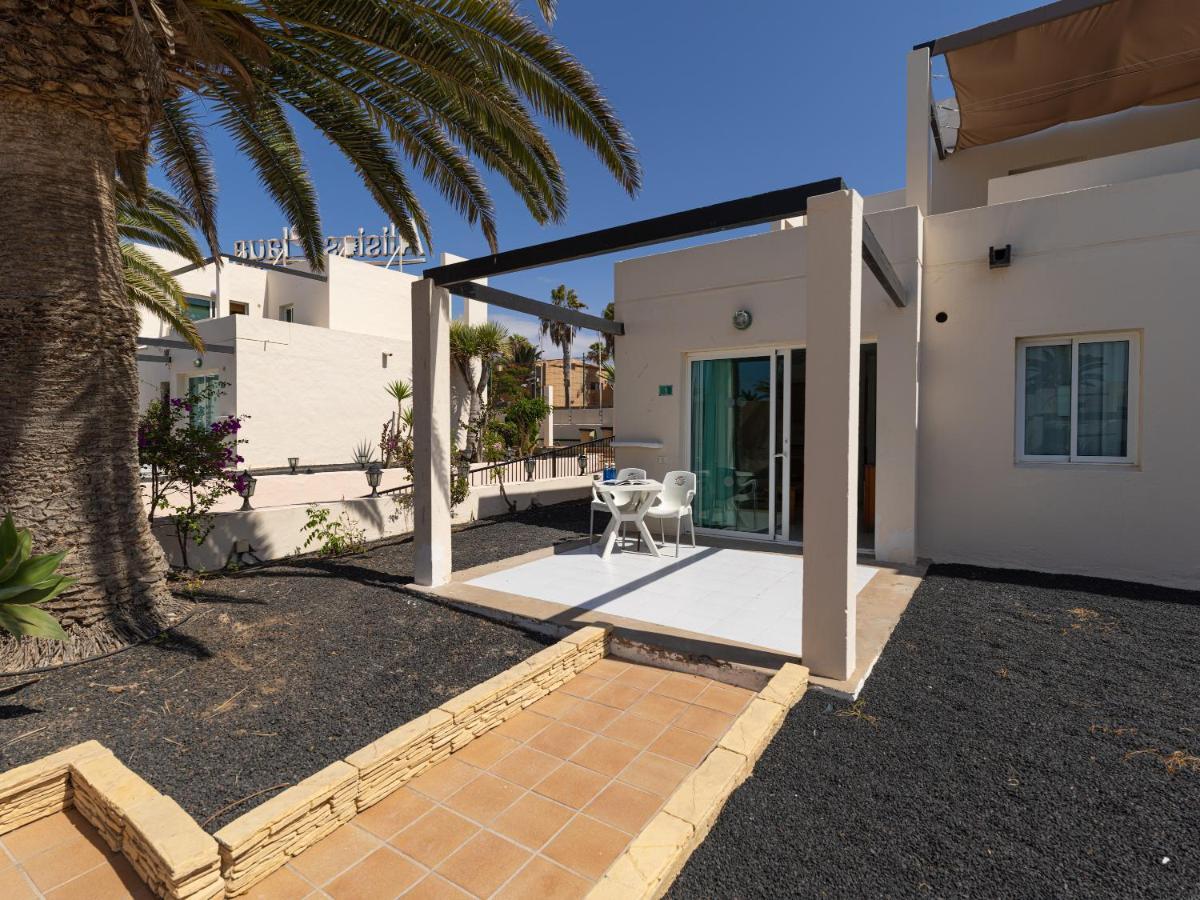 Homeforguest Apartamento Con Terraza Y Piscina En 科拉雷侯 外观 照片